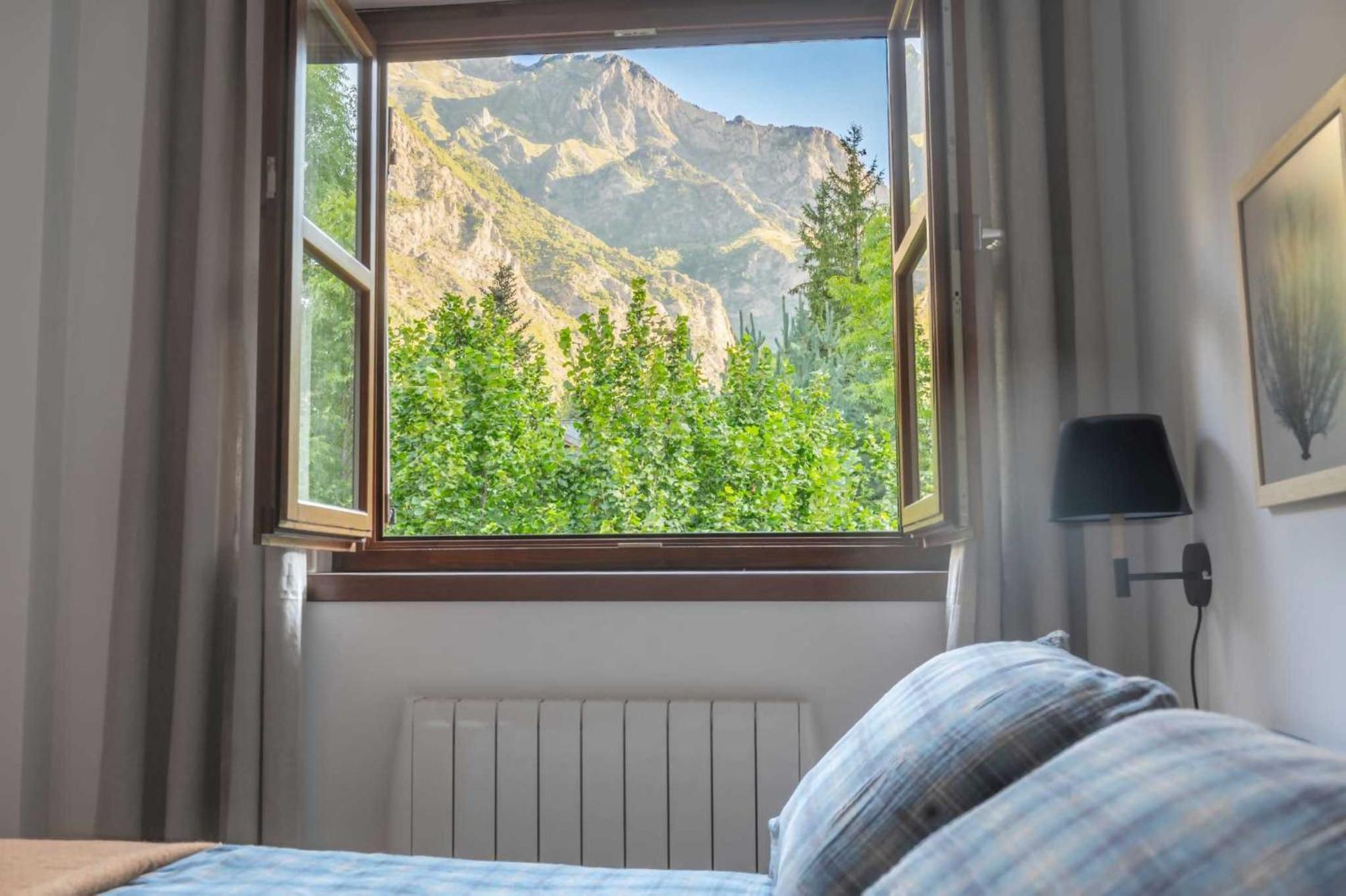 Loira Casa Sanchines Duplex De Lujo En Benasque Appartement Buitenkant foto